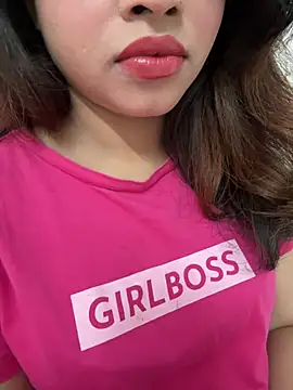 Snapshot of riya_sharma11 chatting on February 20, 11:23 am riya sharma11 online show from February 20, 11:23 am