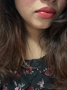 riya sharma11 online show from March 4, 4:26 pm