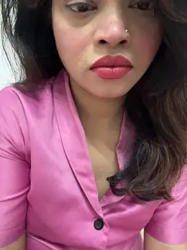 riya sharma11 online show from March 8, 2:31 pm