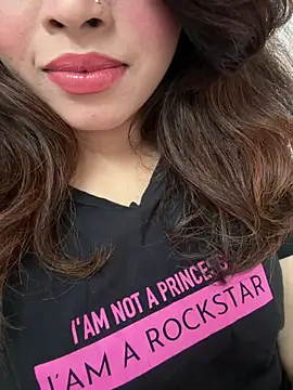 Snapshot of riya_sharma11 chatting on February 19, 11:51 am riya sharma11 online show from February 19, 11:51 am