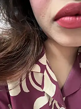 riya sharma11 online show from March 9, 5:05 pm