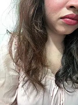 riya sharma11 online show from April 3, 8:04 pm