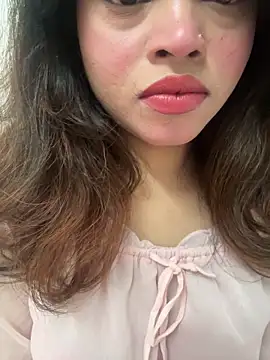 Snapshot of riya_sharma11 chatting on March 1, 3:34 pm riya sharma11 online show from March 1, 3:34 pm