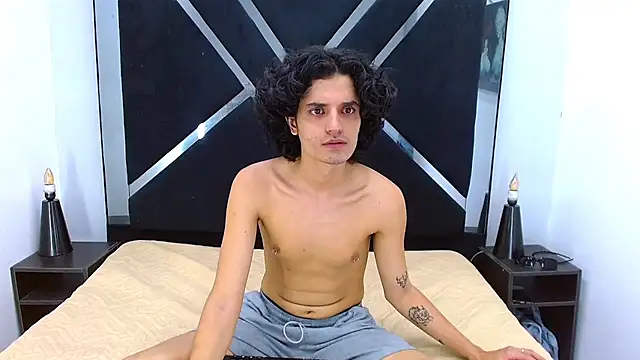 SamiSaturno online show from February 5, 6:59 pm