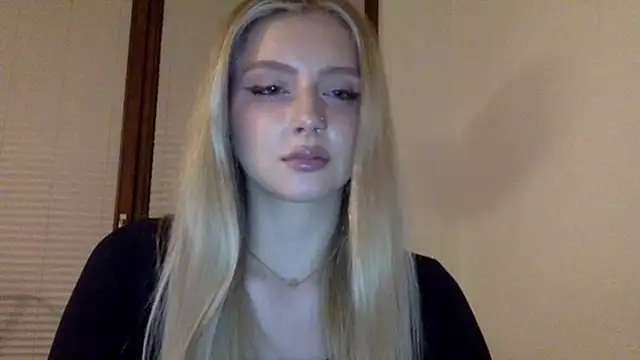 MayaWetDream online show from April 7, 7:48 pm