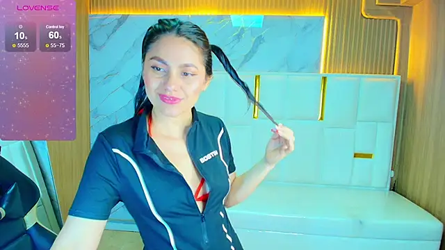 Snapshot of rox_luxury_tf chatting on May 14, 1:19 pm rox luxury tf online show from May 14, 1:19 pm