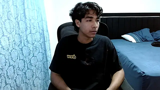 Pedestal diamant online show from March 25, 11:36 pm