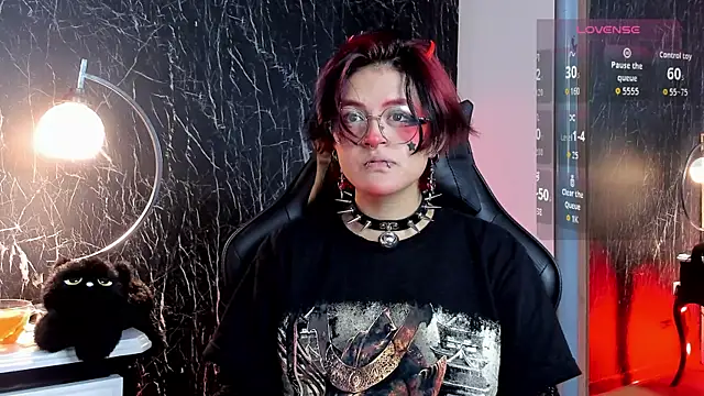 YuuMiko online show from April 9, 12:55 pm