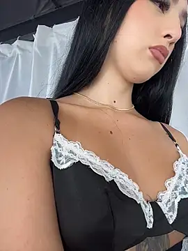 BadLilAngelXXX online show from April 13, 1:15 pm