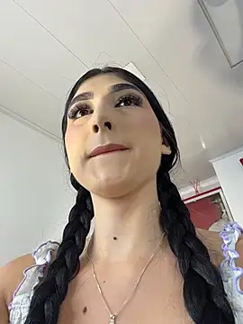 Snapshot of BadLilAngelXXX chatting on July 10, 1:22 pm BadLilAngelXXX online show from July 10, 1:22 pm