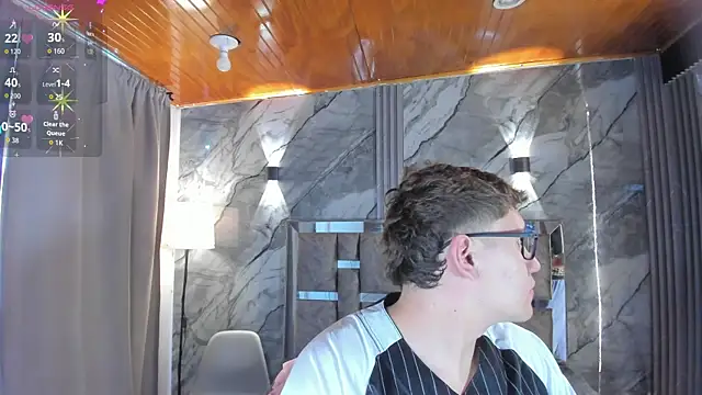 Manson and Zoe online show from May 23, 11:42 am
