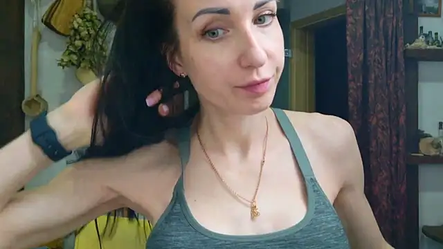 Poorlamb911 online show from April 10, 7:10 pm