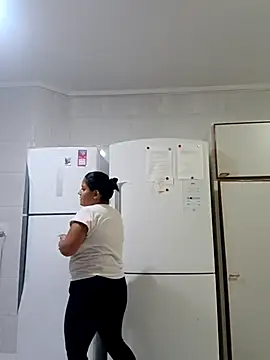 isapacheco69 online show from March 25, 12:44 am