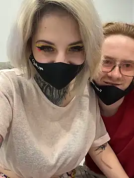 AllisonXAlfred online show from February 7, 2:03 pm