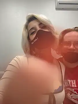 AllisonXAlfred online show from February 6, 9:33 pm