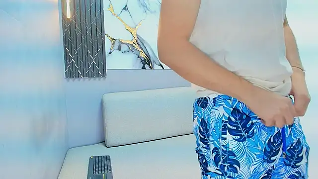 PAULO PARKER online show from March 21, 3:41 am