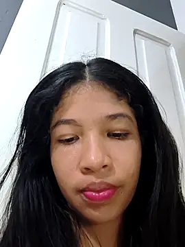 SiennaSuarez online show from March 26, 2:10 am