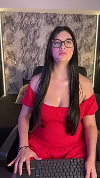 Snapshot of Dahlia-Rose chatting on February 11, 7:47 pm Dahlia-Rose online show from February 11, 7:47 pm