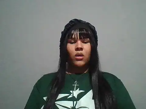 kaileethebaddest online show from May 10, 12:03 am