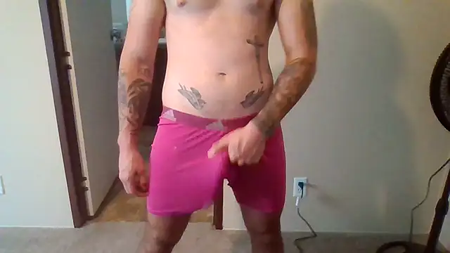 Snapshot of midnightsinz chatting on March 27, 6:20 pm midnightsinz online show from March 27, 6:20 pm