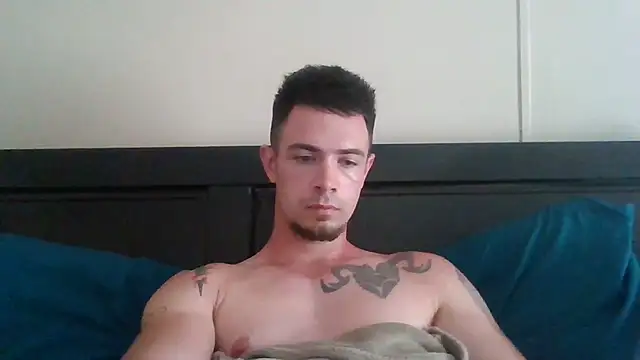 midnightsinz online show from April 27, 7:56 pm