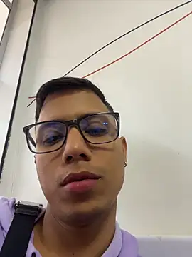 Gael Velaryx online show from March 4, 11:40 am