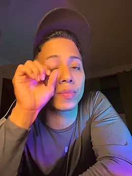 Gael Velaryx online show from April 11, 3:47 am