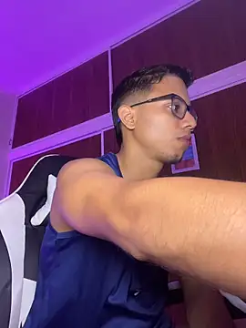 Gael Velaryx online show from February 6, 5:09 pm