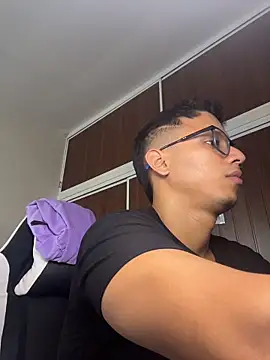 Gael Velaryx online show from March 9, 7:50 pm