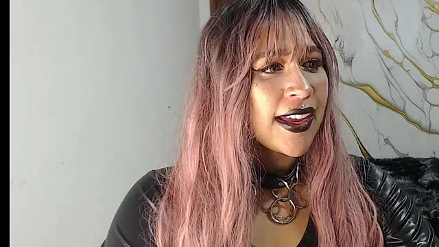 valen ros online show from March 10, 1:04 pm