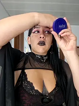 Snapshot of valen_ros chatting on June 2, 2:39 pm valen ros online show from June 2, 2:39 pm