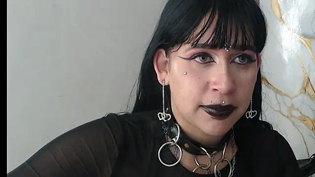 Snapshot of valen_ros chatting on May 11, 9:21 am valen ros online show from May 11, 9:21 am