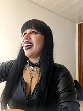 Snapshot of valen_ros chatting on June 12, 8:01 am valen ros online show from June 12, 8:01 am