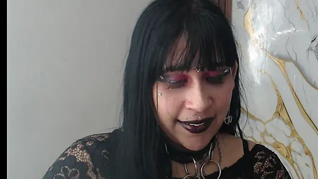 Snapshot of valen_ros chatting on May 6, 8:35 pm valen ros online show from May 6, 8:35 pm