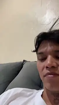 Snapshot of seucasal chatting on February 22, 8:10 pm seucasal online show from February 22, 8:10 pm