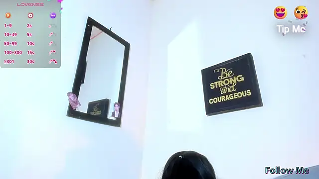 Lily-Scott online show from February 25, 11:37 pm