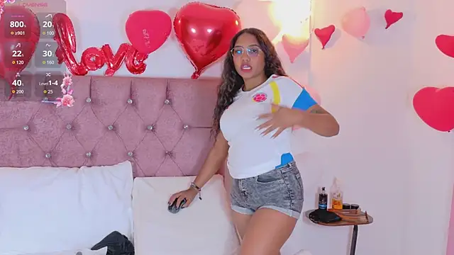 xblack moon online show from February 19, 7:44 pm