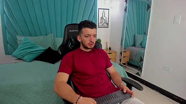 Logan Wolf-js online show from March 20, 12:17 pm