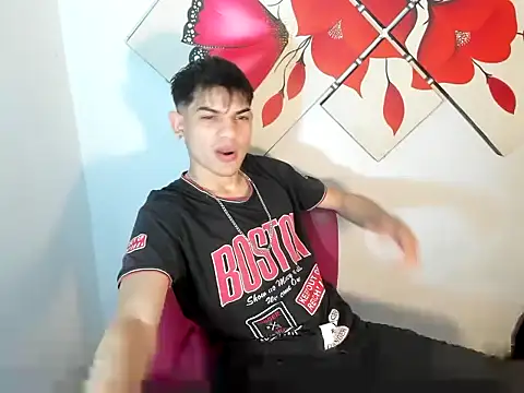 Snapshot of Jesshot_bigcock20cm chatting on February 19, 4:42 am Jesshot bigcock20cm online show from February 19, 4:42 am