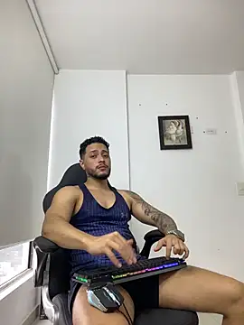 MattiaDupont online show from March 10, 9:19 pm