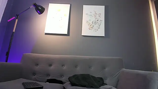 Jimena Adams online show from April 14, 7:52 pm