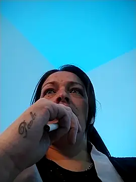 Snapshot of Ivanna_Greey1 chatting on February 21, 8:27 am Ivanna Greey1 online show from February 21, 8:27 am