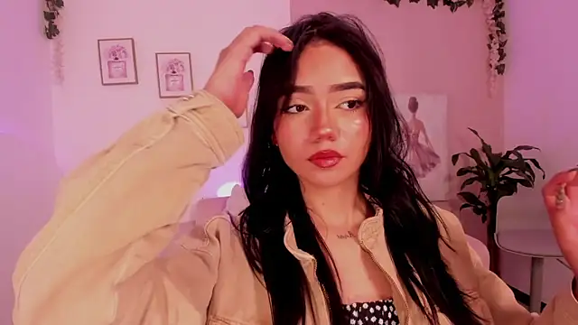 Mila jenner online show from February 21, 5:59 pm