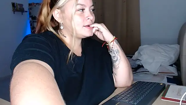 Angiegranados online show from April 22, 1:45 am