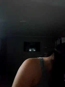 Snapshot of GatinhaGarota chatting on March 4, 1:24 am GatinhaGarota online show from March 4, 1:24 am