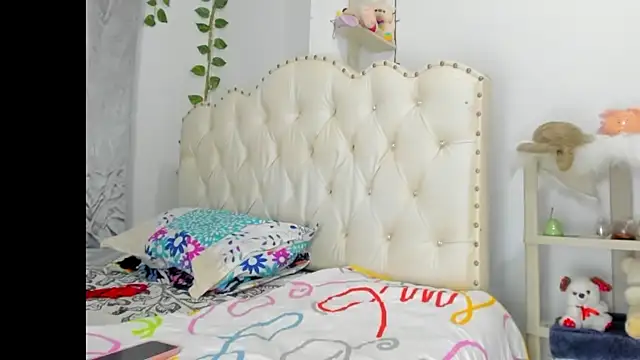 sweet supreme online show from May 16, 1:59 am