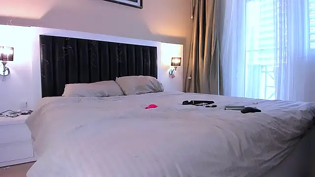 marrena a online show from February 23, 8:48 am