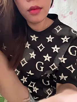 DoliceGirl2k online show from June 26, 5:13 am