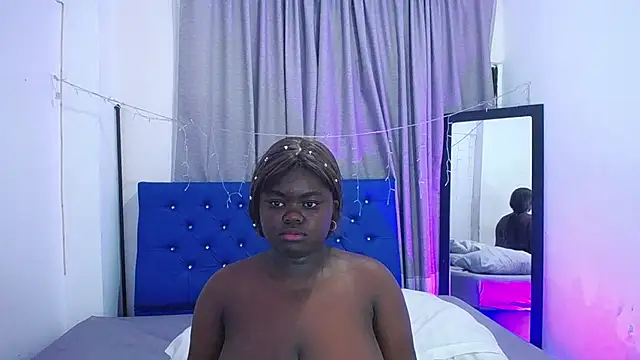 Snapshot of neighbor-ebony chatting on June 3, 2:56 am neighbor-ebony online show from June 3, 2:56 am