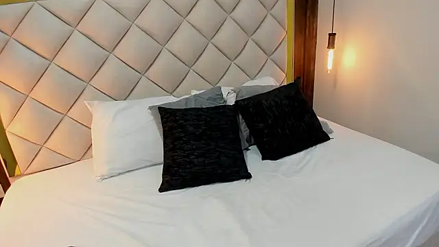 Snapshot of samanthaa_rosee__ chatting on March 2, 4:35 am samanthaa rosee online show from March 2, 4:35 am